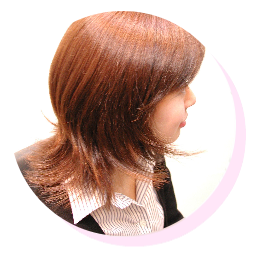 カット。カラー